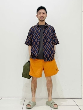 「Danner（ダナー）のアイテム（サンダル）」を使った、ジャーナルスタンダード メンズさん（メンズ・166cm）の夏コーディネート