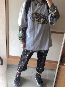 「ハイテクスニーカー」｜おでんさん（レディース・165cm・10代）の春コーディネート