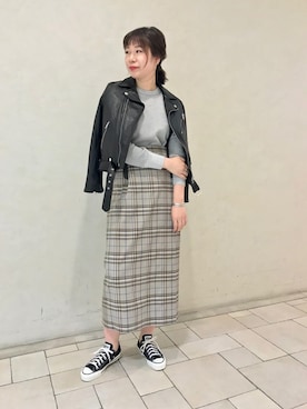 JOURNAL STANDARD Lady's 札幌店スタッフさんの「TRチェックサスペンダーラップロングスカート＃」を使ったコーディネート