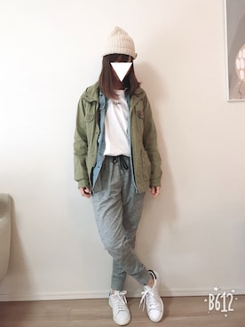 「KBF（ケイビーエフ）のスモールロゴTEE（Tシャツ/カットソー）」を使った、kumikoroさん（レディース・161cm）の秋コーディネート