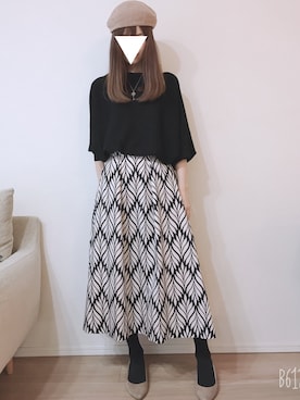 「Aラインスカート」｜「アイテム（ハンチング/ベレー帽）」を使った、kumikoroさん（レディース・161cm）の秋コーディネート
