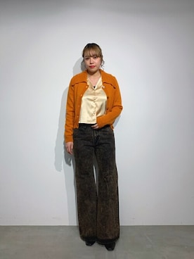 「アイテム（シャツ/ブラウス、イエロー系）」を使った、Oriensレディースさん（レディース・160cm）の秋コーディネート