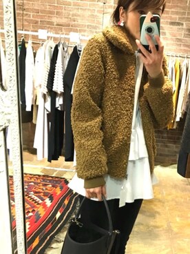 「ACCOMMODE（アコモデ）のアイテム（PC・スマホグッズ/家電）」を使った、ＬＵＭＩＥさん（レディース・163cm）の秋コーディネート