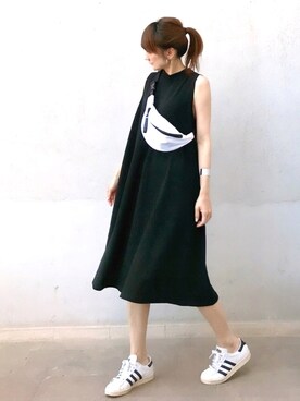 「Ray BEAMS（レイビームス）のGRACEFULLY / タイト バングル（バングル/リストバンド）」を使った、ＬＵＭＩＥさん（レディース・163cm）の夏コーディネート