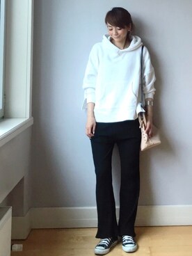 「FREE'S MART（フリーズマート）のアイテム（パンツ）」を使った、ＬＵＭＩＥさん（レディース・163cm）の春コーディネート