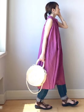 「Ray BEAMS（レイビームス）のGRACEFULLY / タイト バングル（バングル/リストバンド）」を使った、ＬＵＭＩＥさん（レディース・163cm）の夏コーディネート