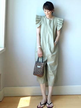 「Daniel Wellington（ダニエルウェリントン）の販売終了 クラシックペティット ボンダイ 32mm（アナログ腕時計）」を使った、ＬＵＭＩＥさん（レディース・163cm）の夏コーディネート