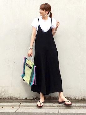 「LVEU.（ラブユ.）のアイテム（サロペット/オーバーオール）」を使った、ＬＵＭＩＥさん（レディース・163cm）の夏コーディネート