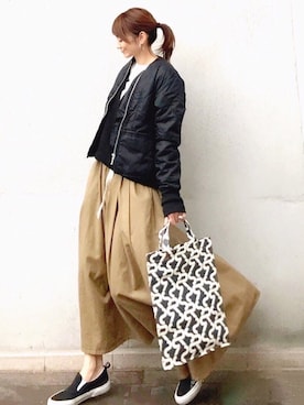 「SLACK FOOTWEAR（スラックフットウェア）のアイテム」を使った、ＬＵＭＩＥさん（レディース・163cm）の春コーディネート