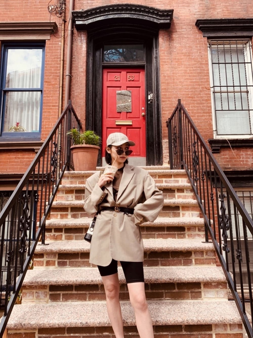 「annannootd、APC、andotherstories、OAK+FORT、GUCCI、H&M、common projects、bluebottlecoffee」｜「A.P.C.のアイテム（キャップ、ブラウン系）」を使った、Ann Chenさん（レディース・161cm）の夏コーディネートの1枚目の写真