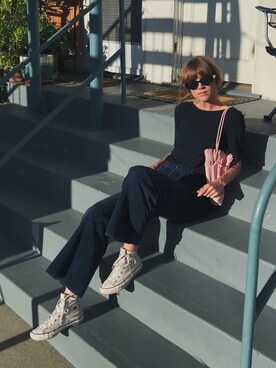 「kicks」｜「アイテム（スラックス）」を使った、EliseApffelさん（レディース・173cm）の春コーディネート