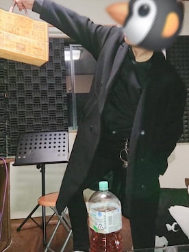 「UNIQLO（ユニクロ）のWOMEN ウルトラストレッチジーンズ（デニムパンツ）」を使った、卍上小澤卍さん（メンズ・170cm）の夏コーディネート