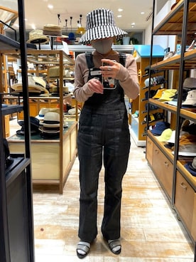 「Wrangler（ラングラー）のアイテム（オールインワン・サロペット）」を使った、akiさん（レディース・156cm）の春コーディネート