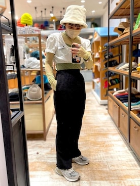 「NEW BALANCE 990」｜akiさん（レディース・156cm）の春コーディネート