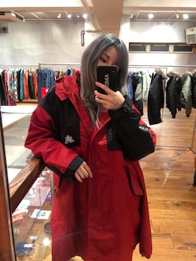 「アイテム（ミリタリージャケット、レッド系）」を使った、tanniさん（レディース・161cm）の秋コーディネート