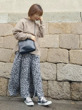 「CIAOPANIC TYPY（チャオパニックティピー）のアイテム（イヤリング）」を使った、yakkoさん（レディース・152cm）の春コーディネート