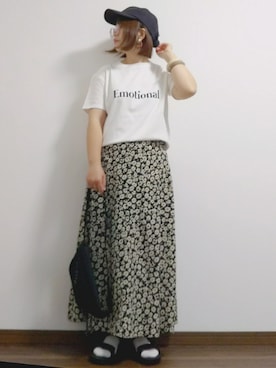 「LEPSIM（レプシィム）の2P ウッドバングル　837799（バングル/リストバンド）」を使った、yakkoさん（レディース・152cm）の春コーディネート