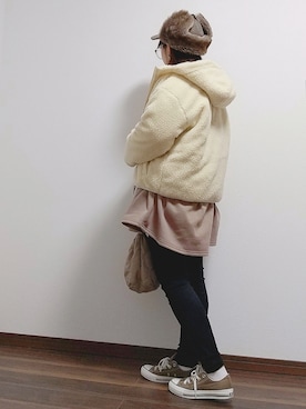 「CONVERSE（コンバース）の【CONVERSE】キルトリバ巾着（ショルダーバッグ）」を使った、yakkoさん（レディース・152cm）の冬コーディネート