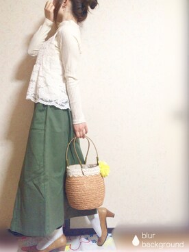 「カーキ×ホワイト」｜つねさん（レディース・151cm）の春コーディネート