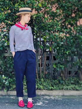 「マリン」｜「アイテム（スラックス）」を使った、eminkoさん（レディース・159cm）の春コーディネート