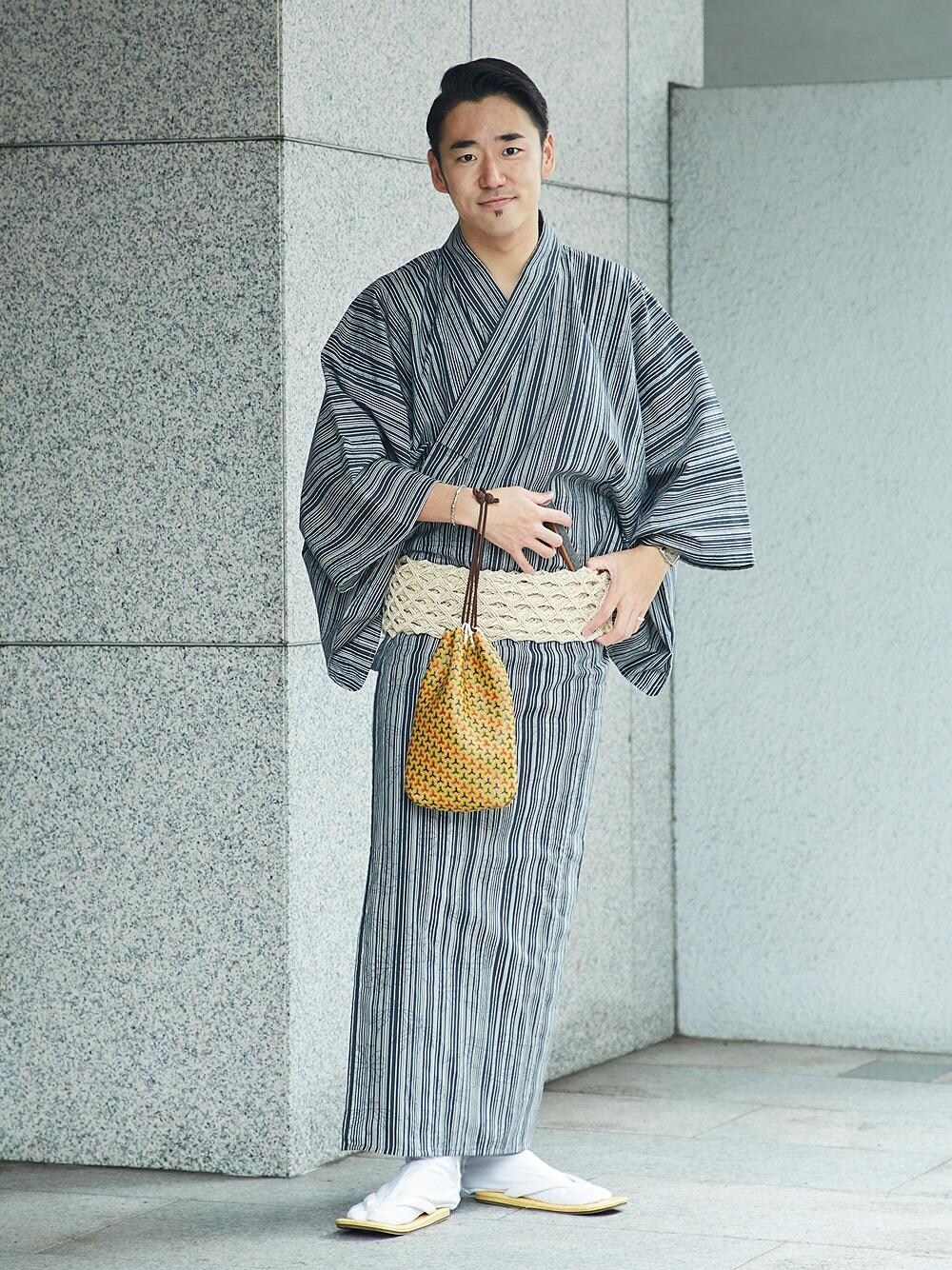 「UNITED ARROWSの＜十代目山口源兵衛＞ 芭蕉角繋（和装小物、ベージュ系）」を使った、髙橋 淳さん（メンズ・173cm）の夏コーディネートの1枚目の写真