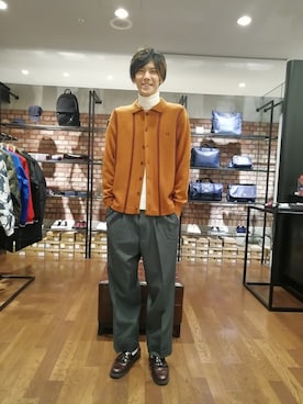 「FRED PERRY（フレッドペリー）のアイテム（シューズ）」を使った、YUUMAさん（メンズ・184cm）の秋コーディネート