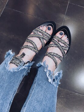 「Mo&Co.（モーアンドコー）のアイテム（パンツ）」を使った、Christine正さん（レディース・164cm）の春コーディネート