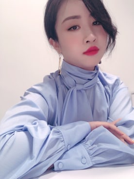 「initial（イニシャル）のアイテム（アクセサリー）」を使った、Christine正さん（レディース・164cm）の夏コーディネート