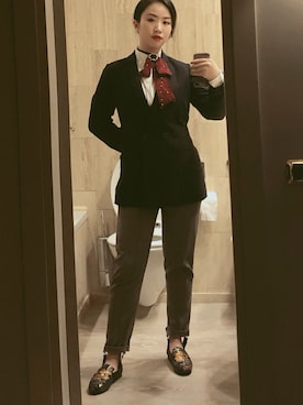 「iT（イット）のアイテム（フォーマルスーツ/小物）」を使った、Christine正さん（レディース・164cm）の秋コーディネート