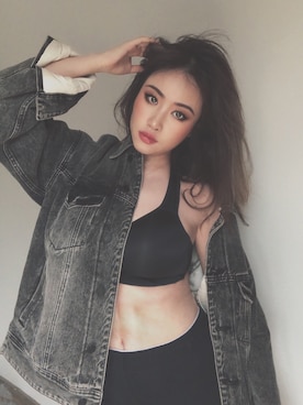 「Mo&Co.（モーアンドコー）のアイテム（ジャケット/アウター）」を使った、Christine正さん（レディース・164cm）の春コーディネート