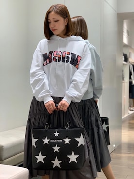 「MSGM（エムエスジーエム）のアイテム（スウェット）」を使った、Mariaさん（レディース・164cm）の春コーディネート