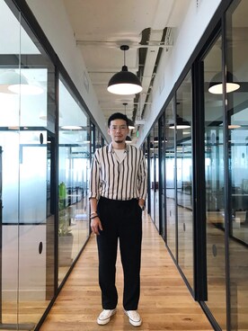 「ISSEY MIYAKE（イッセイミヤケ）のアイテム（チノパンツ）」を使った、B哥さん（メンズ・180cm）の秋コーディネート
