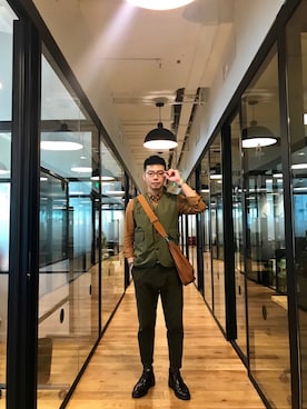 「initial（イニシャル）のアイテム（チノパンツ）」を使った、B哥さん（メンズ・180cm）の秋コーディネート