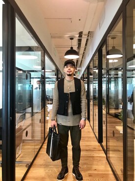 「TOPMAN（トップマン）のアイテム（トップス）」を使った、B哥さん（メンズ・180cm）の秋コーディネート