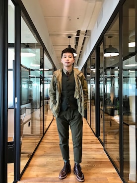 「initial（イニシャル）のアイテム（チノパンツ）」を使った、B哥さん（メンズ・180cm）の秋コーディネート