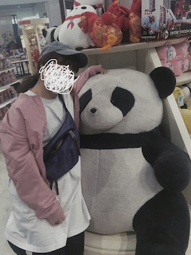 「ZARA（ザラ）のアイテム（ブルゾン、ピンク系）」を使った、もも  🍑さん（レディース）の冬コーディネート