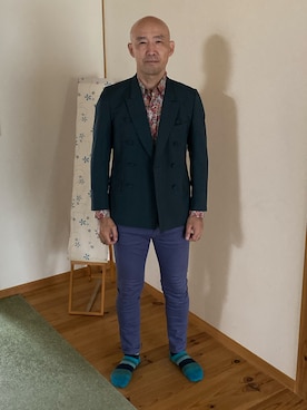 「アイテム（テーラードジャケット、グリーン系）」を使った、柴犬ゴローさん（メンズ・178cm）の秋コーディネート