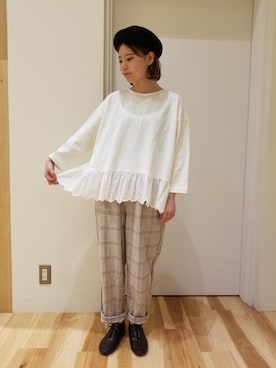 「スカラップ」｜「アイテム（ハンチング/ベレー帽）」を使った、やましたりなさん（レディース・154cm）の春コーディネート