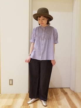 「パープル×黒」｜「アイテム（帽子）」を使った、やましたりなさん（レディース・154cm）の春コーディネート