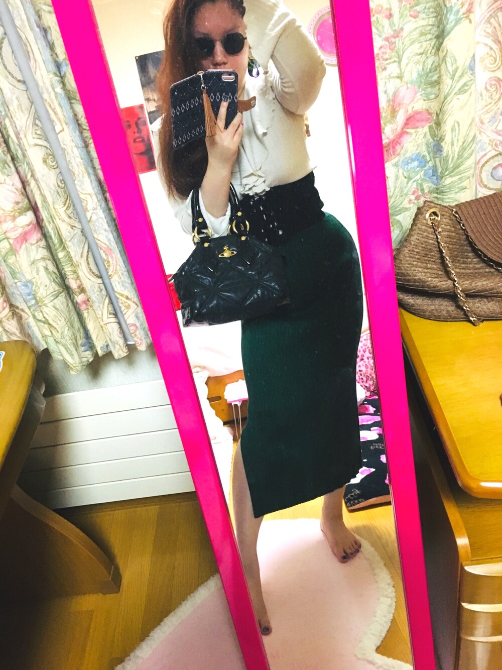 「オトナ女子、おしゃれさんと繋がりたい、キレイめ、タイトスカート、スライ、フレイ アイディー(FRAY I.D)」｜「LILY BROWNのアイテム（ピアス（両耳用）、パープル系）」を使った、ひかるんさん（レディース・163cm）の夏コーディネートの1枚目の写真