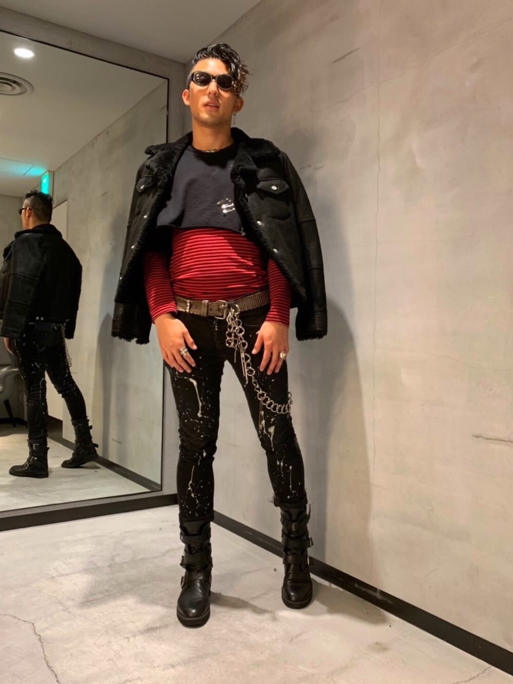 「diesel black gold、dieselosaka、Blackstyle、ROCKSTAR」｜「DIESELのMEN’S　スウェットトップス（スウェット、ブラック系）」を使った、Dadaさん（メンズ・185cm）の秋コーディネートの1枚目の写真