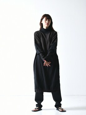 「YANTOR（ヤントル）のアイテム（トップス）」を使った、OVIE STUDIOさん（レディース・163cm）の秋コーディネート