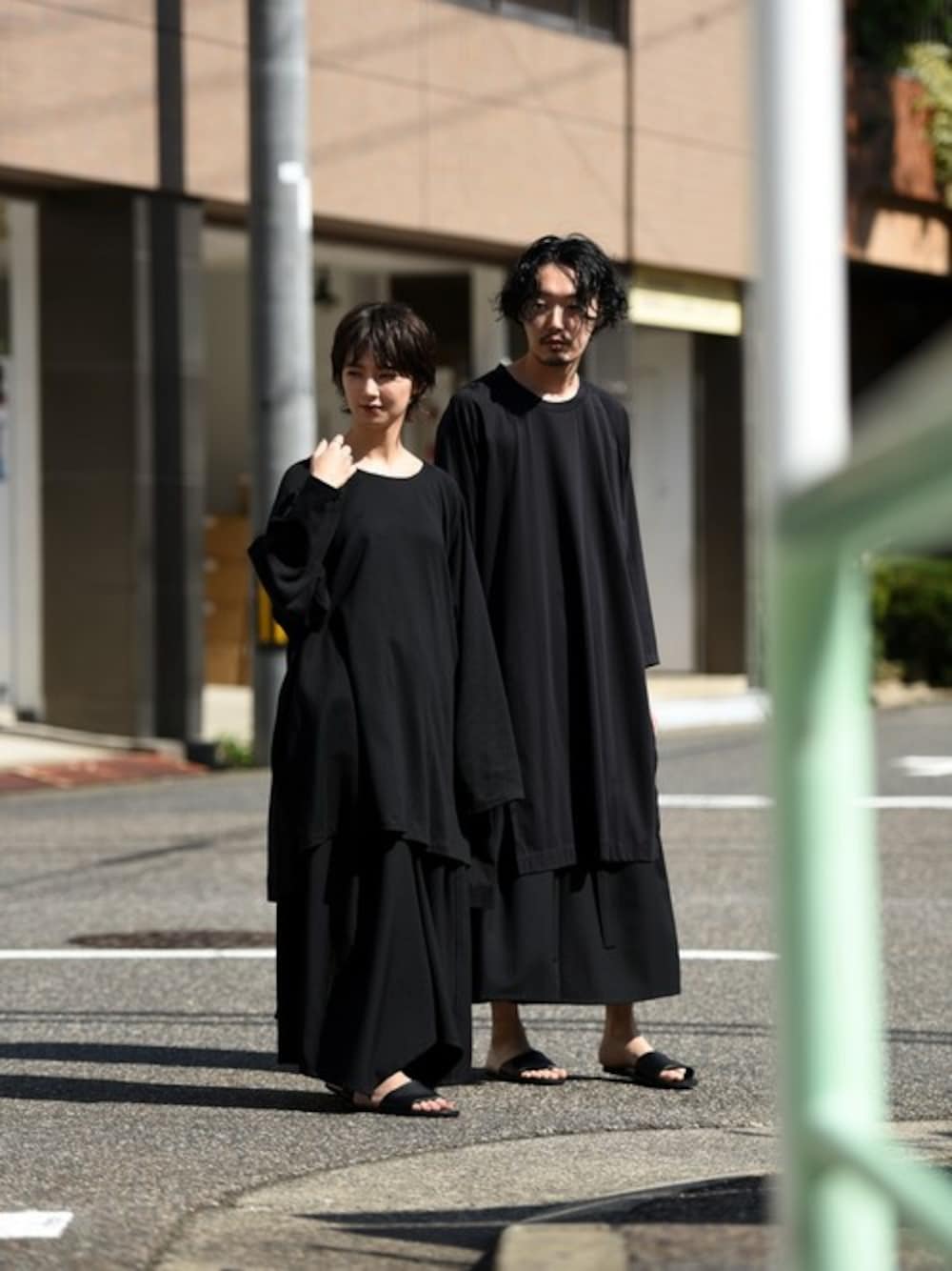 美品 BISHOOL Wool Gabardine Cut Off Pants BISHOOL Wool Gabardine Cut Off Pants with Damage Pocket