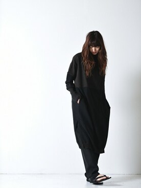 「YANTOR（ヤントル）のアイテム（トップス）」を使った、OVIE STUDIOさん（レディース・163cm）の秋コーディネート