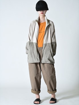 「ESSAY（エッセイ）のアイテム」を使った、OVIE STUDIOさん（レディース・163cm）の春コーディネート