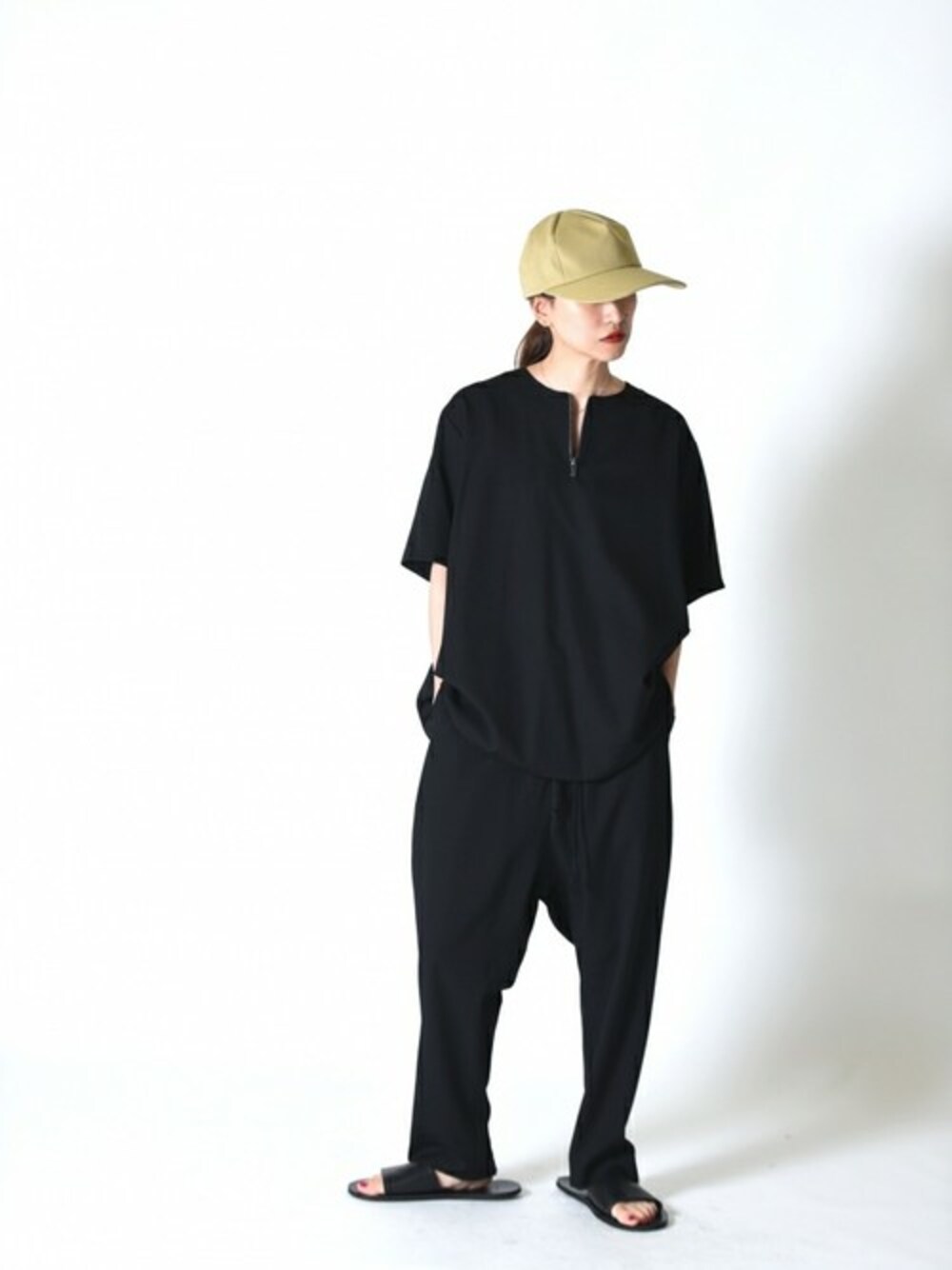 bishool zip slacks スラックス BISHOOL（ビシュール）の「BISHOOL Wool Gabardine Zip Slacks