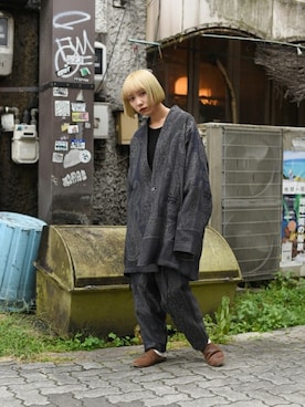 「YANTOR（ヤントル）のアイテム（その他アウター）」を使った、OVIE STUDIOさん（レディース・156cm）の秋コーディネート