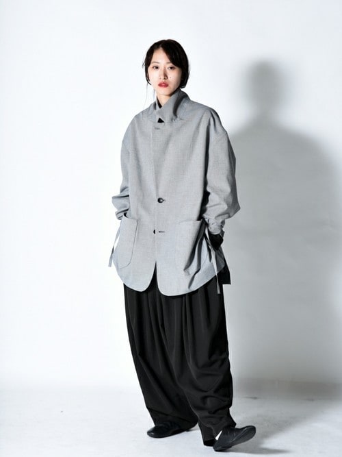 BISHOOL（ビシュール）の「BISHOOL wool gabardine 10 tuck pants