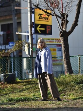 「my beautiful landlet（マイビューティフルランドレット）のアイテム（パンツ）」を使った、OVIE STUDIOさん（レディース・156cm）の春コーディネート