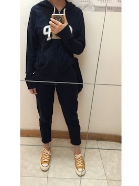 「GAP（ギャップ）のアイテム（ジャージ）」を使った、望さん（レディース・163cm）の春コーディネート